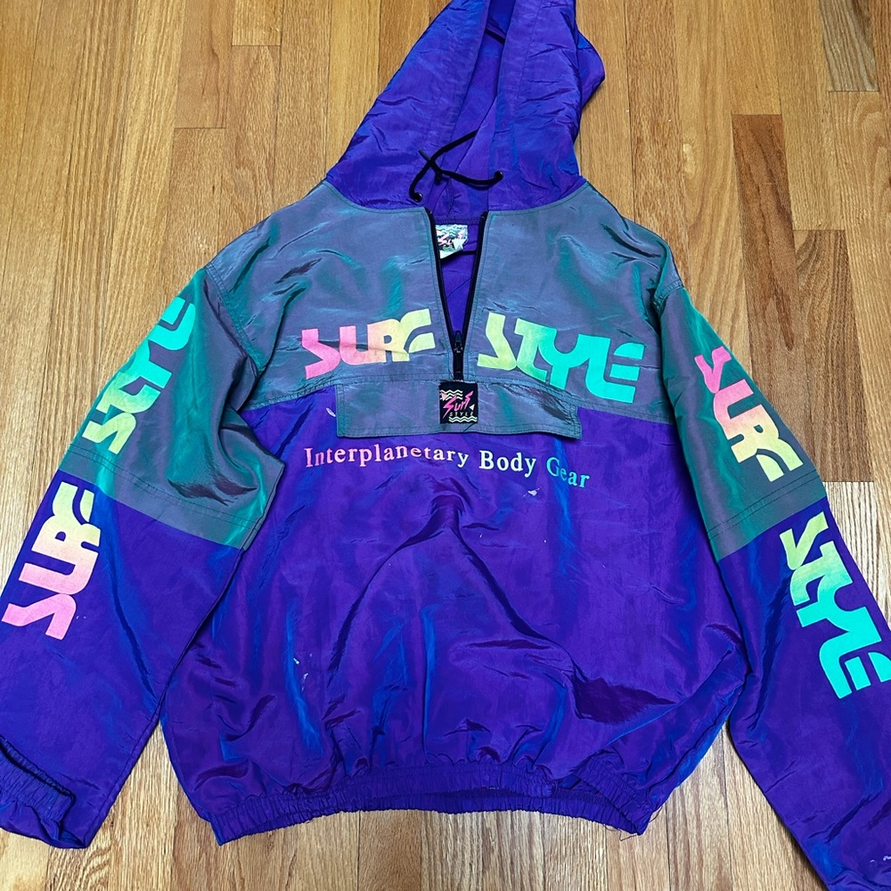 Super cool retro jacket!